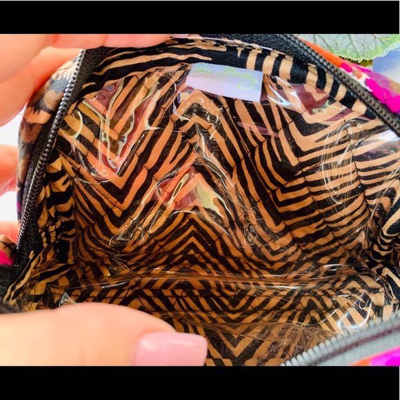 NWOT Vera Bradley Cosmetics Bag - Picture 3 of 8